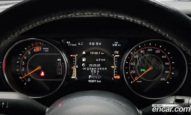 Jeep Wrangler 2019 2.0 автомат (гидро), миниатюра 11