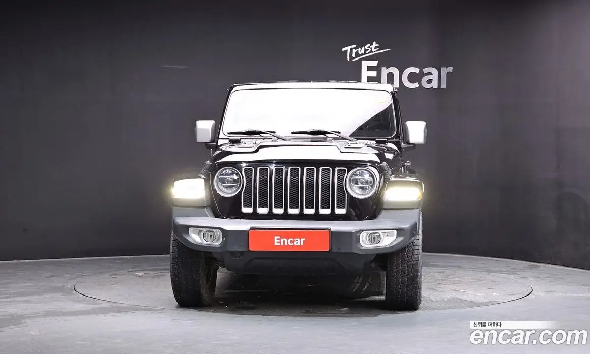 Jeep Wrangler 2019 2.0 автомат (гидро), фото 3