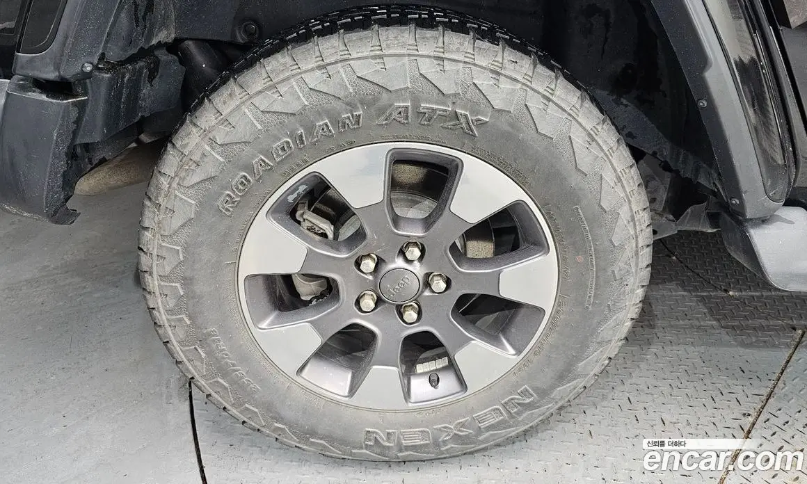 Jeep Wrangler 2019 2.0 автомат (гидро), фото 5