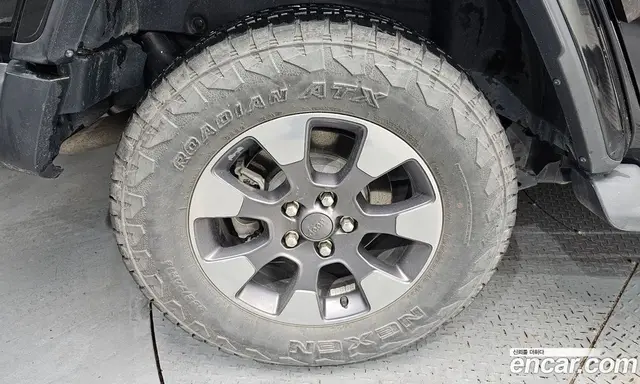 Jeep Wrangler 2019 2.0 автомат (гидро), миниатюра 5