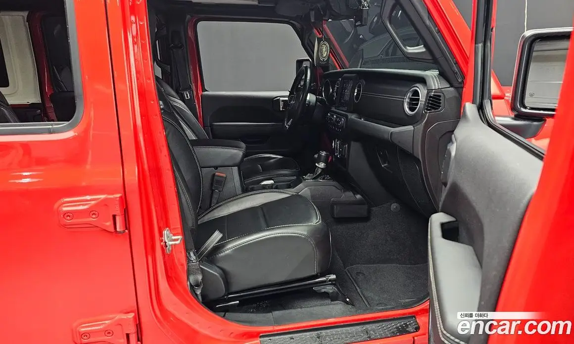 Jeep Wrangler 2021 2.0 автомат (гидро), фото 16