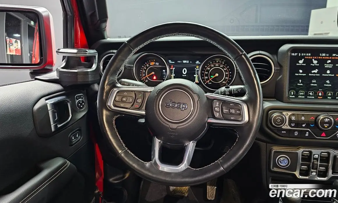 Jeep Wrangler 2021 2.0 автомат (гидро), фото 18
