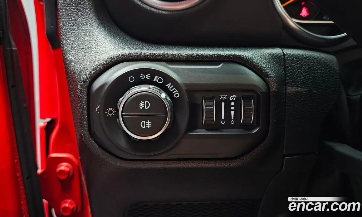 Jeep Wrangler 2021 2.0 автомат (гидро), фото 22