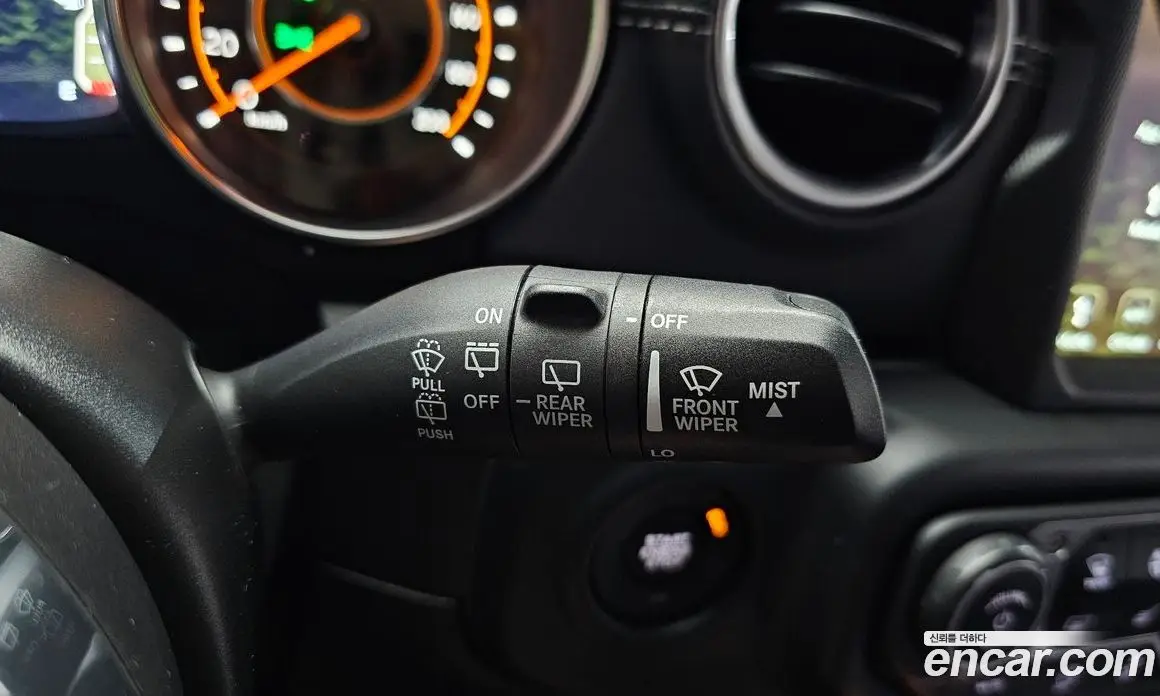 Jeep Wrangler 2021 2.0 автомат (гидро), фото 23