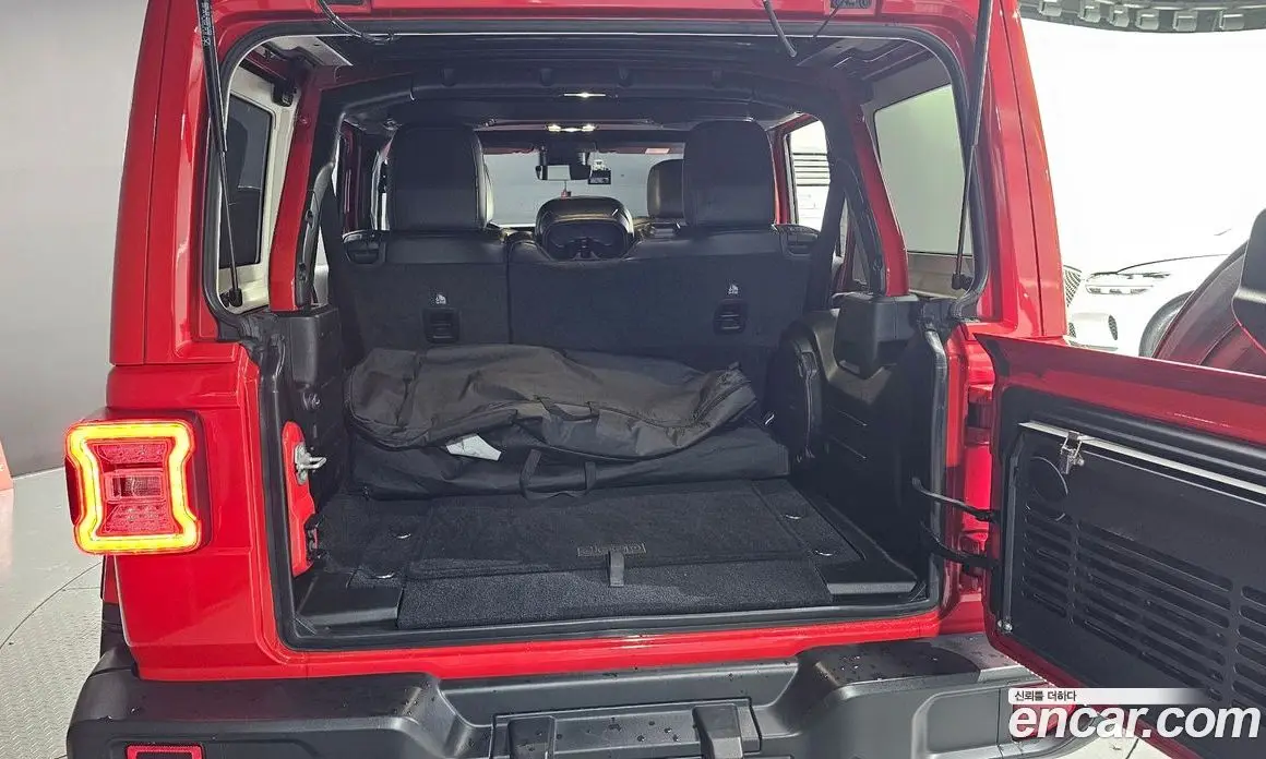 Jeep Wrangler 2021 2.0 автомат (гидро), фото 25