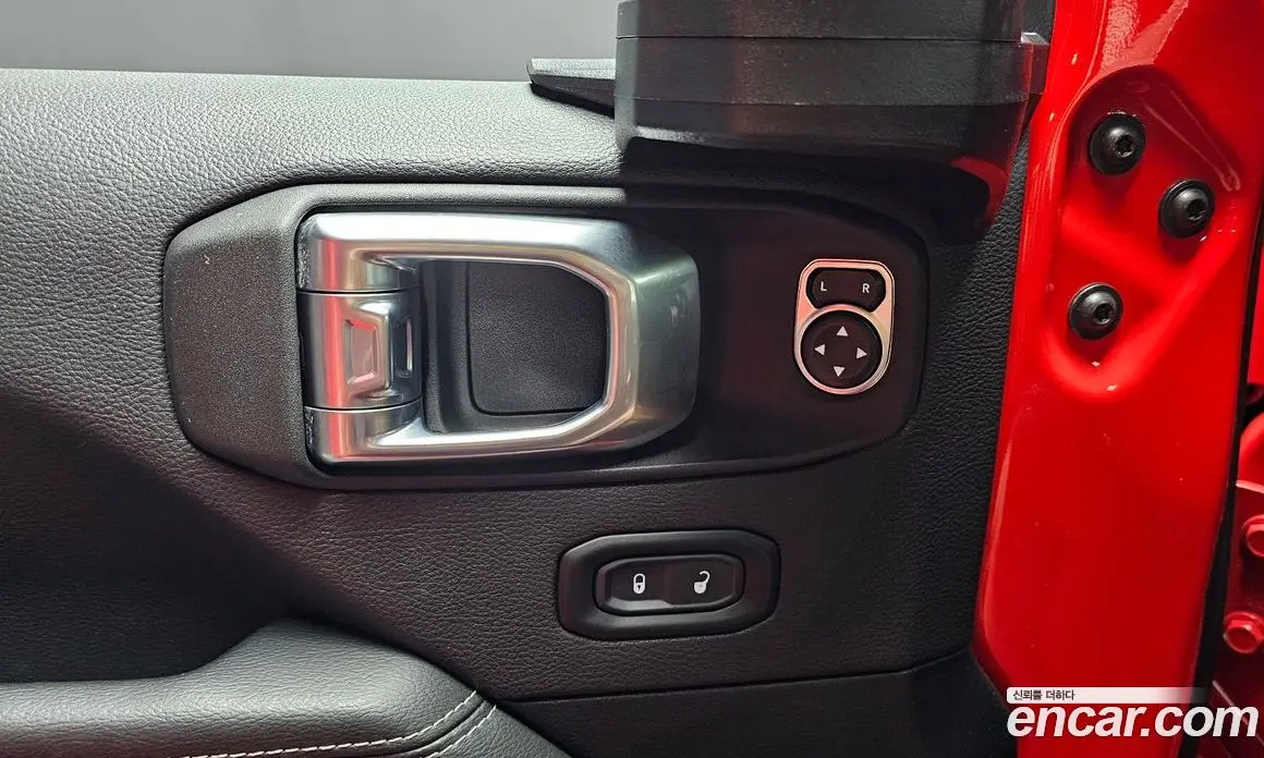 Jeep Wrangler 2021 2.0 автомат (гидро), фото 26