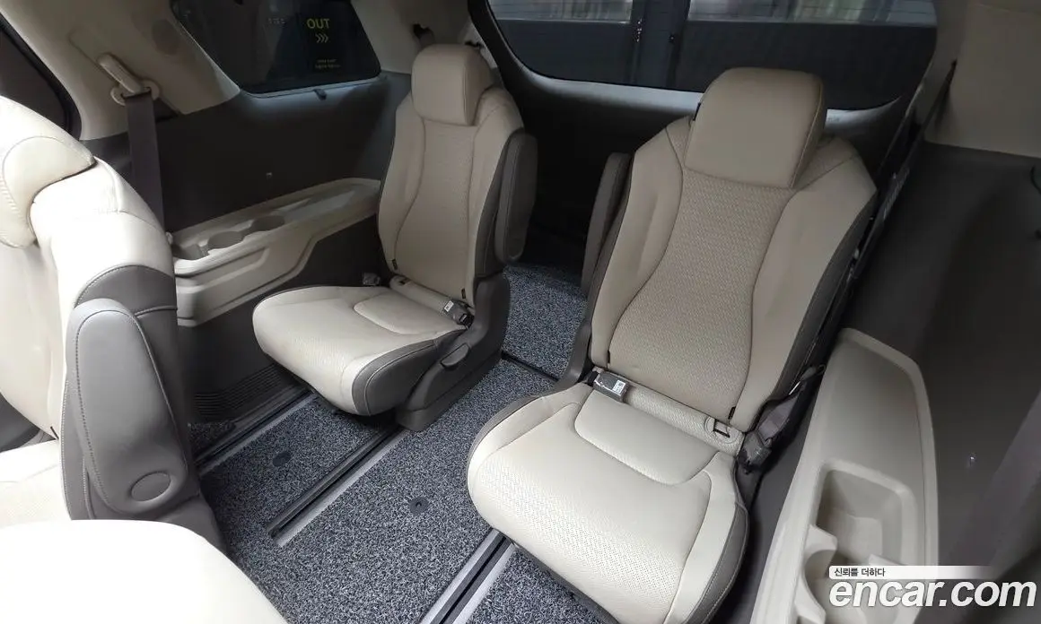 Kia Carnival 2022 3.5 автомат (гидро), фото 19