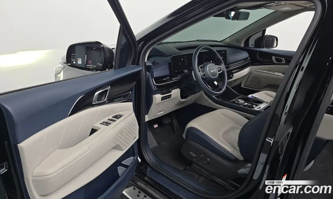 Kia Carnival 2024 1.6 автомат (гидро), фото 12