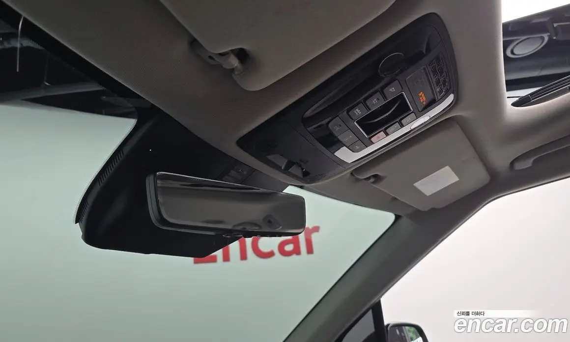 Kia Carnival 2024 1.6 автомат (гидро), фото 26