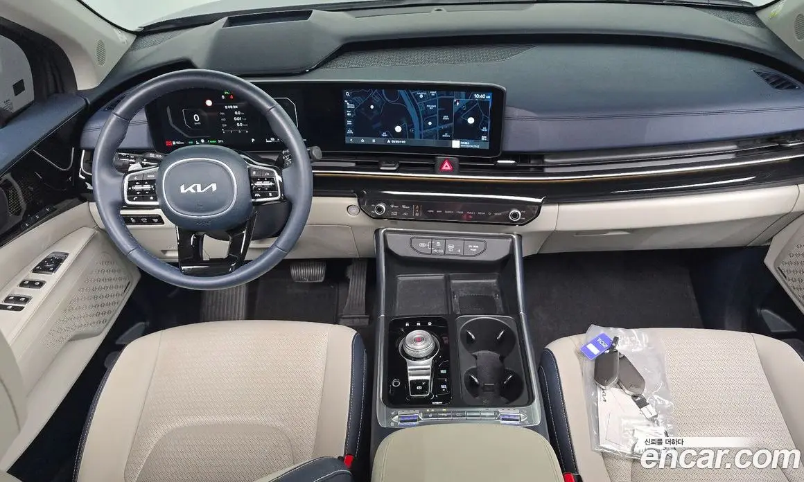 Kia Carnival 2024 1.6 автомат (гидро), фото 9