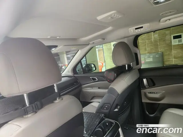 Kia Carnival 2025 3.5 автомат (гидро), миниатюра 4 Kia Carnival 2025 3.5 автомат (гидро), миниатюра 4