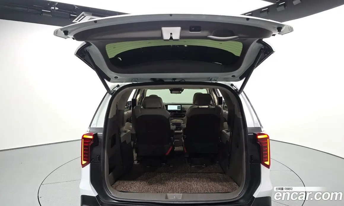 Kia Carnival 2025 1.6 автомат (гидро), фото 20