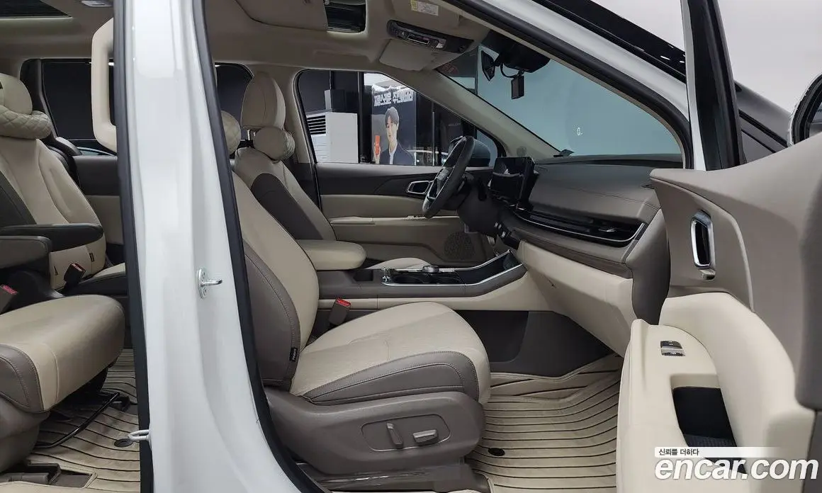 Kia Carnival 2025 3.5 автомат (гидро), фото 17