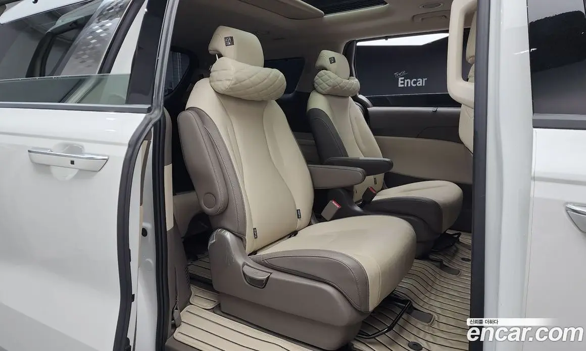 Kia Carnival 2025 3.5 автомат (гидро), фото 18