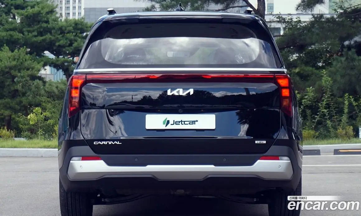 Kia Carnival 2026 1.6 автомат (гидро), фото 3