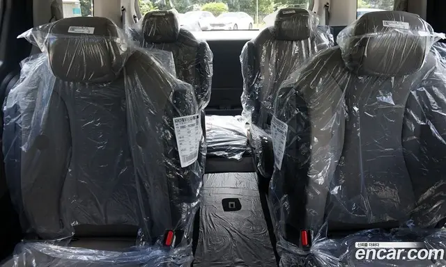 Kia Carnival 2026 1.6 автомат (гидро), миниатюра 10
