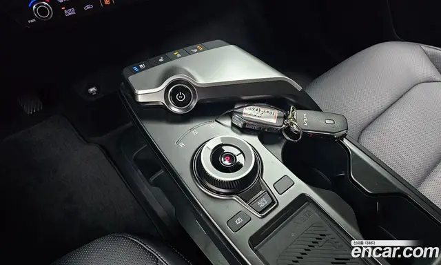 Kia EV6 2023 0.1 автомат (гидро), миниатюра 12