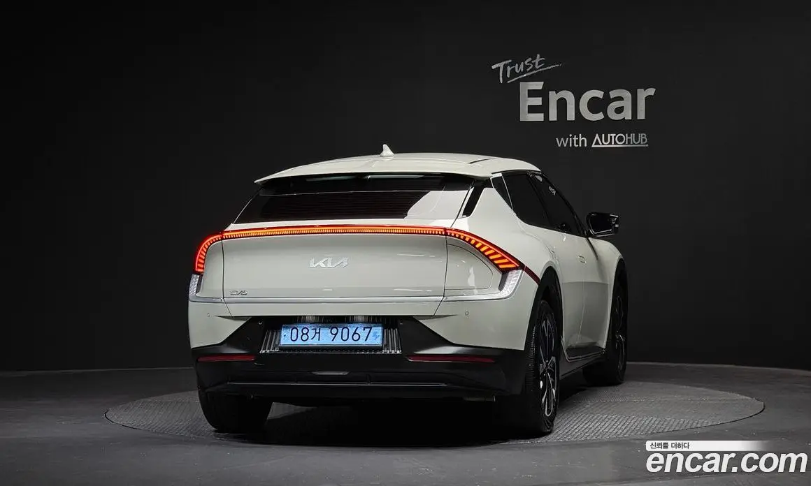Kia EV6 2023 0.1 автомат (гидро), фото 4