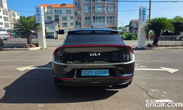 Kia EV6 2024 0.1 автомат (гидро), миниатюра 5