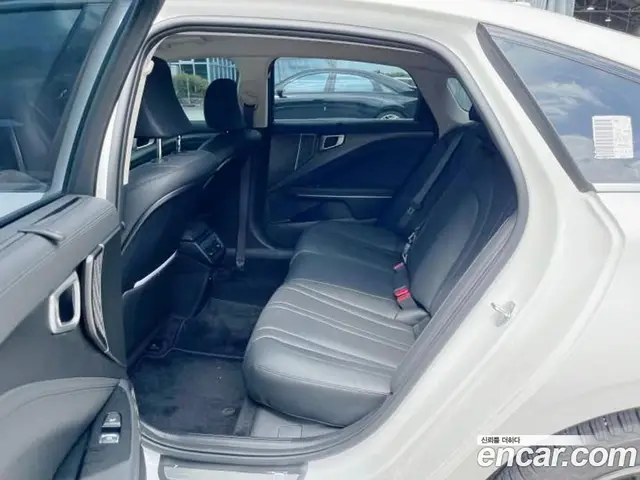 Kia K8 2024 2.5 автомат (гидро), миниатюра 8