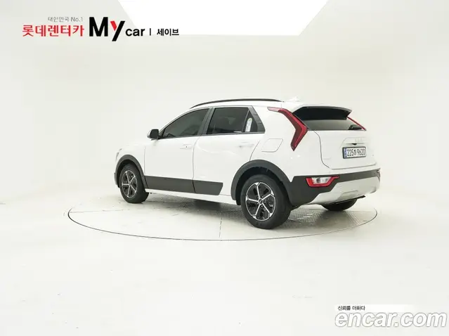 Kia Niro 2025 1.6 автомат (гидро), миниатюра 3