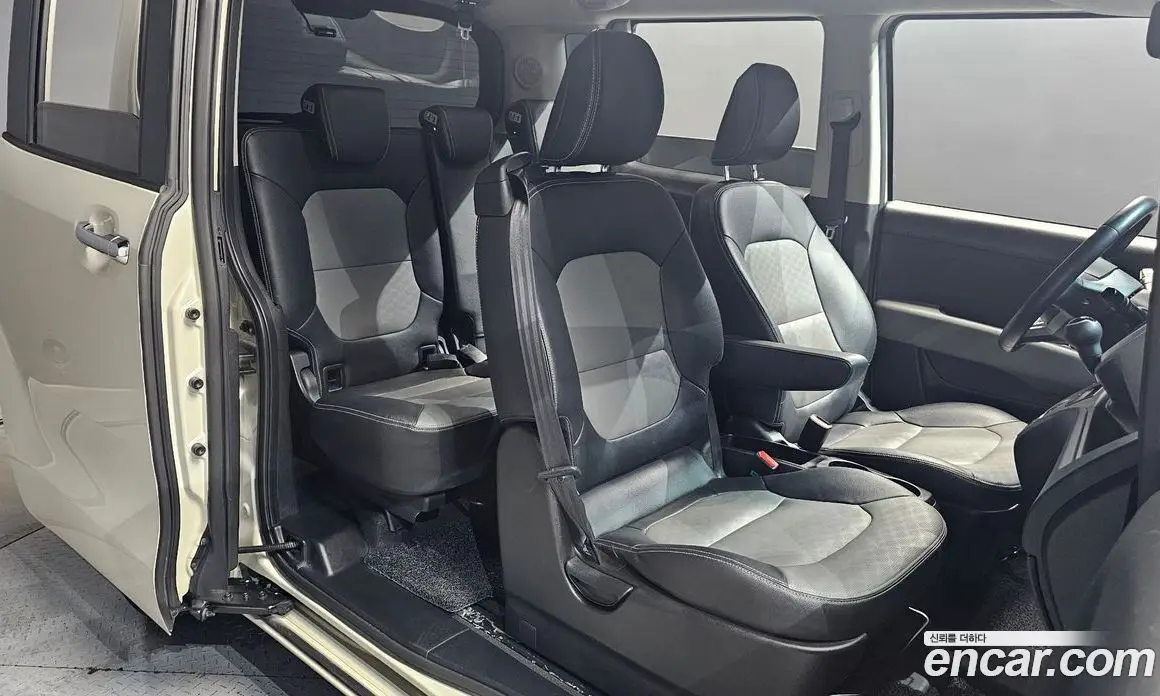 Kia Ray 2020 1.0 автомат (гидро), фото 18