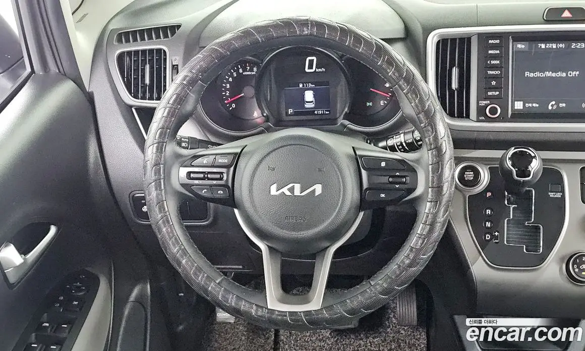 Kia Ray 2022 1.0 автомат (гидро), фото 11