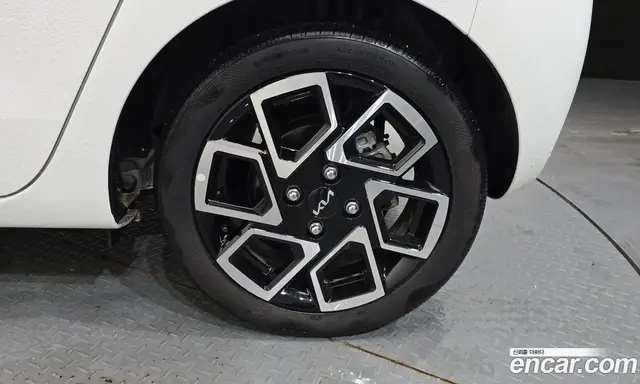 Kia Ray 2024 1.0 автомат (гидро), миниатюра 7