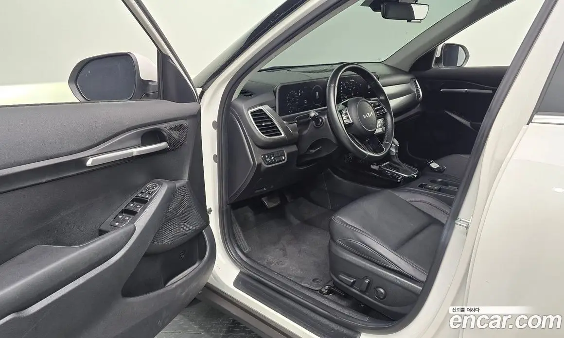 Kia Seltos 2023 2.0 автомат (гидро), фото 10
