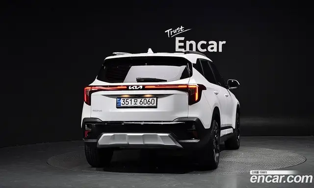 Kia Seltos 2024 1.6 автомат (гидро), миниатюра 4