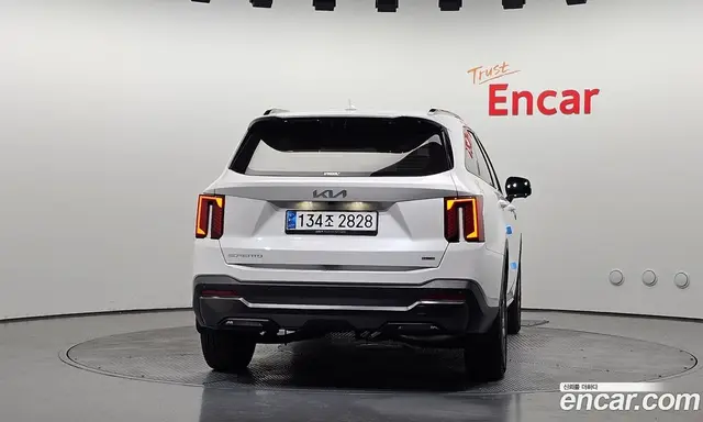 Kia Sorento 2023 1.6 автомат (гидро), миниатюра 4
