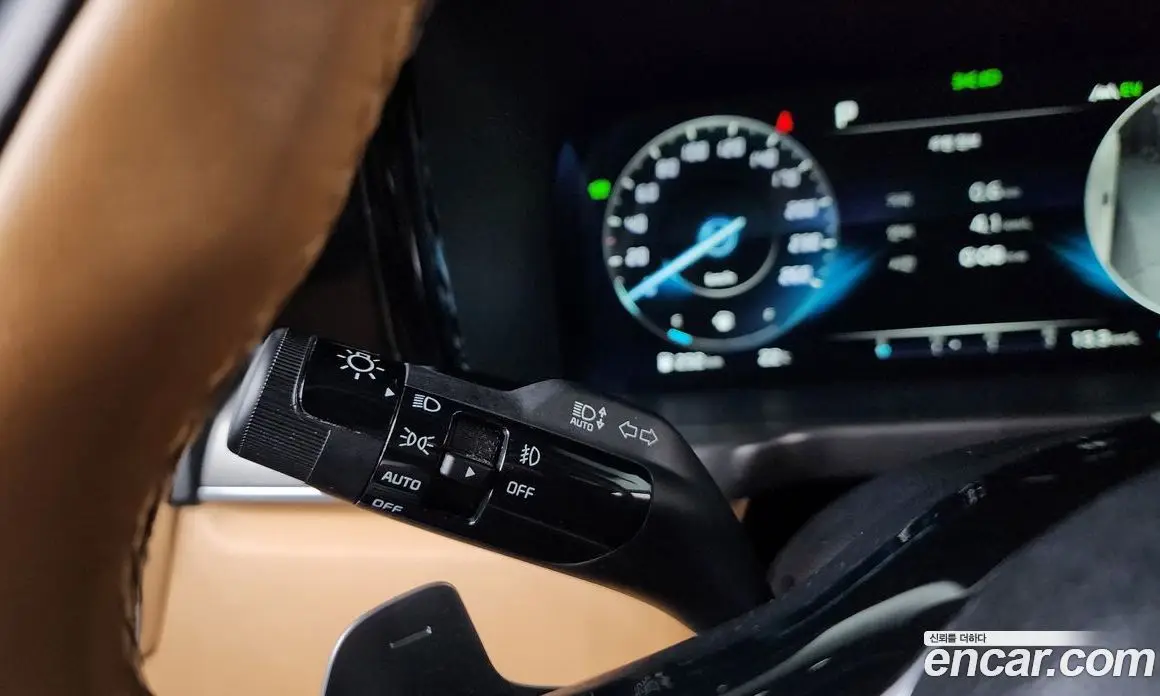 Kia Sorento 2023 1.6 автомат (гидро), фото 33