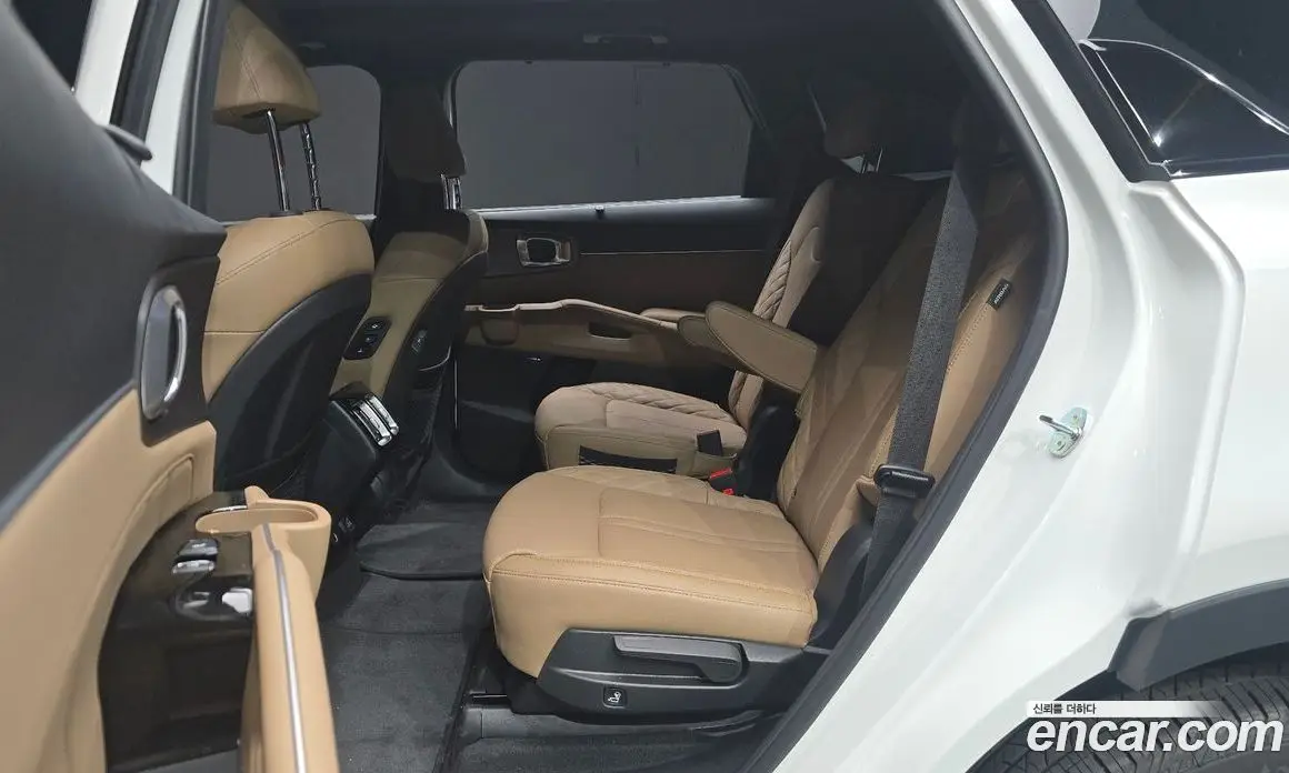 Kia Sorento 2024 1.6 автомат (гидро), фото 18