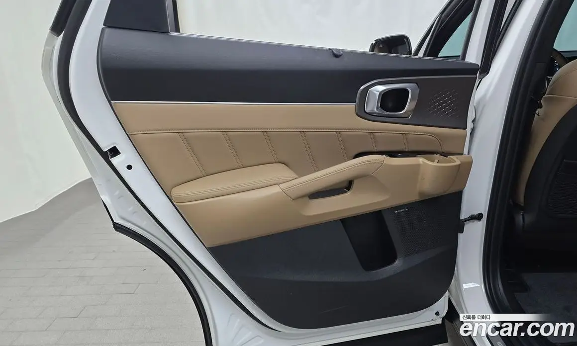 Kia Sorento 2024 1.6 автомат (гидро), фото 15