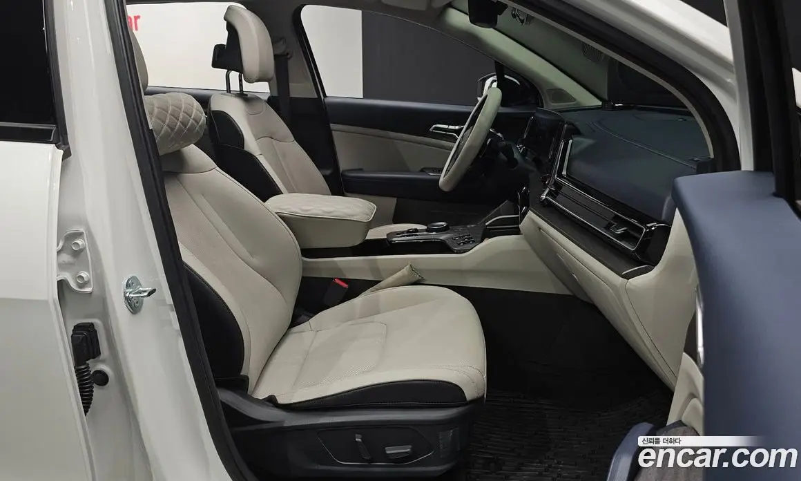 Kia Sportage 2023 2.0 автомат (гидро), фото 13