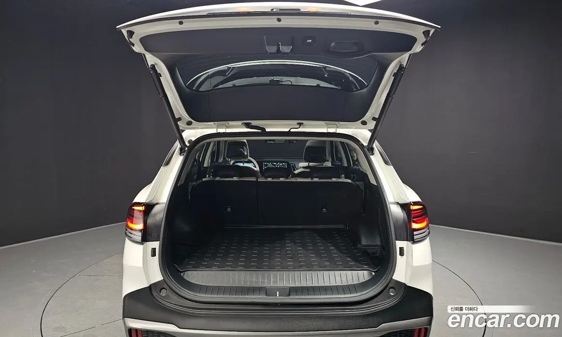 Kia Sportage 2023 2.0 автомат (гидро), фото 26