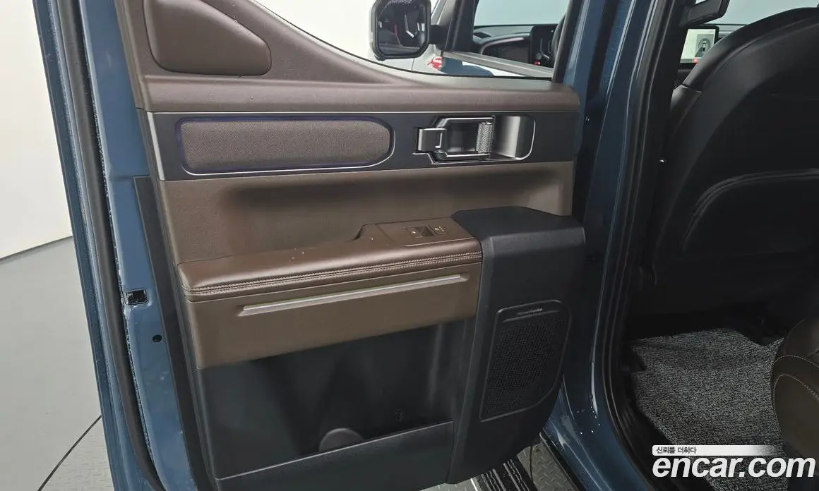 Kia Tasman 2025 2.5 автомат (гидро), фото 15