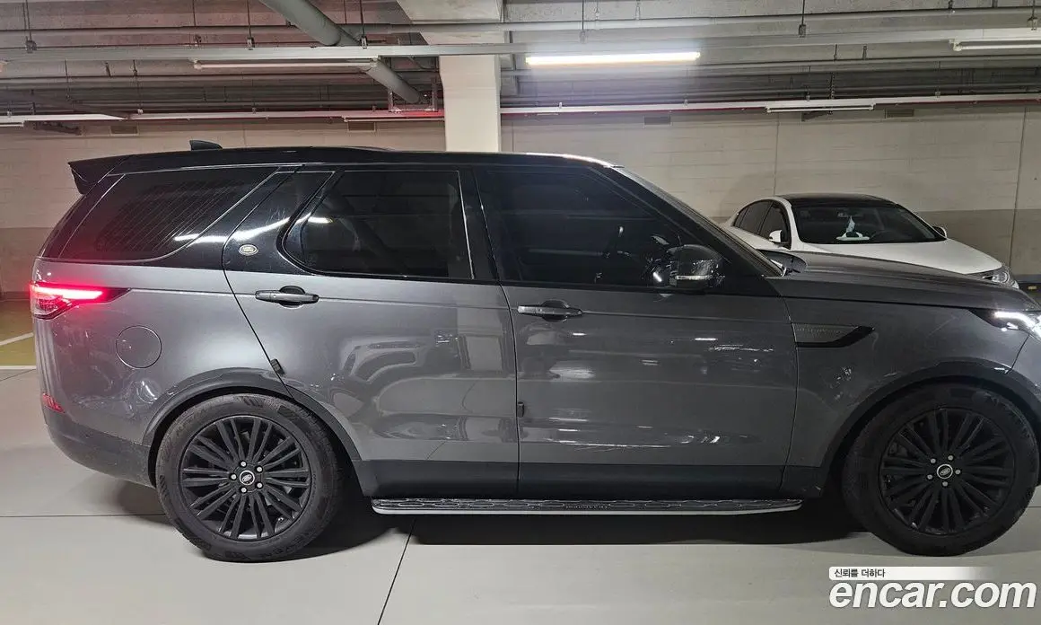 Land Rover Discovery 2019 3.0 автомат (гидро), фото 4