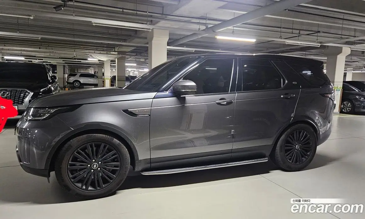 Land Rover Discovery 2019 3.0 автомат (гидро), фото 6