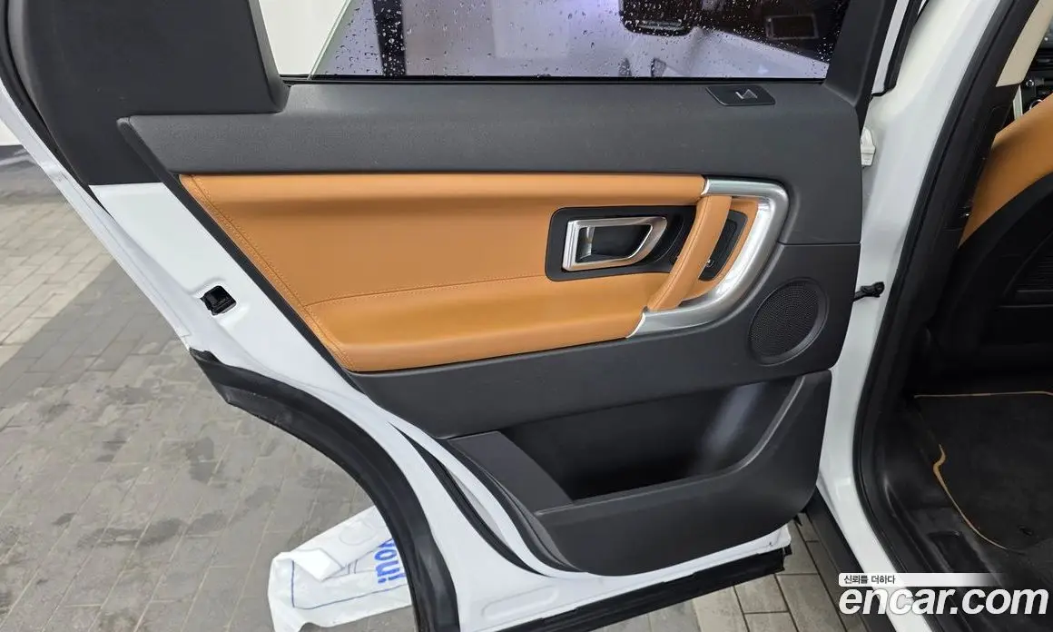 Land Rover Discovery Sport 2018 2.0 автомат (гидро), фото 15