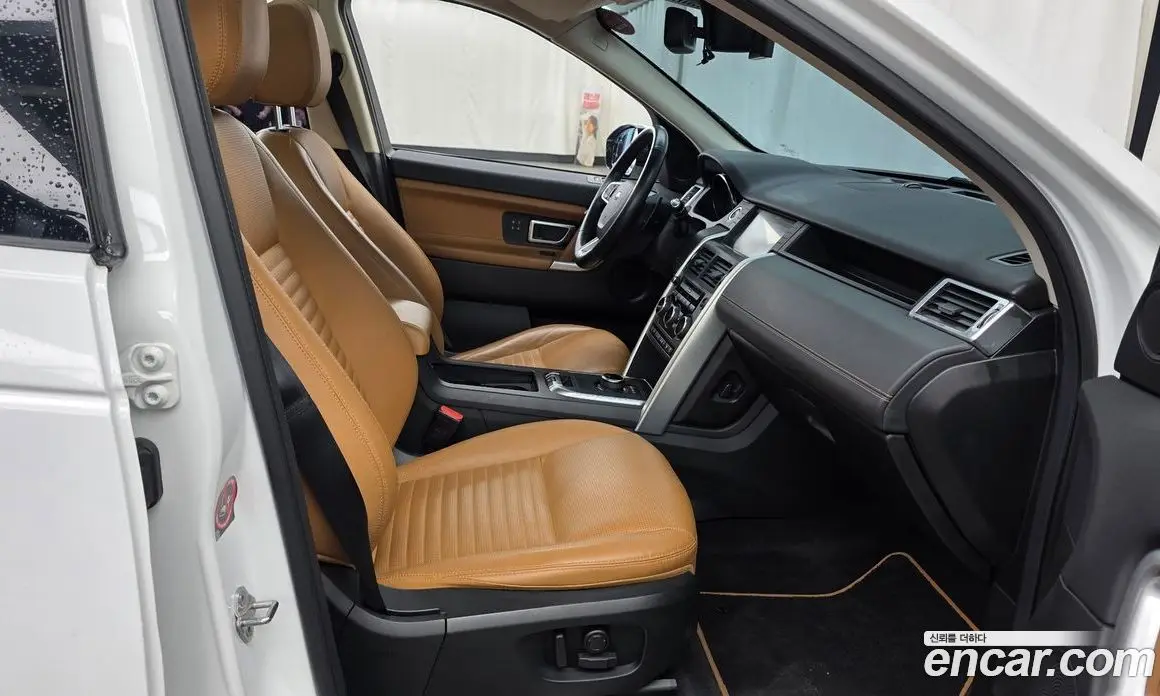 Land Rover Discovery Sport 2018 2.0 автомат (гидро), фото 16