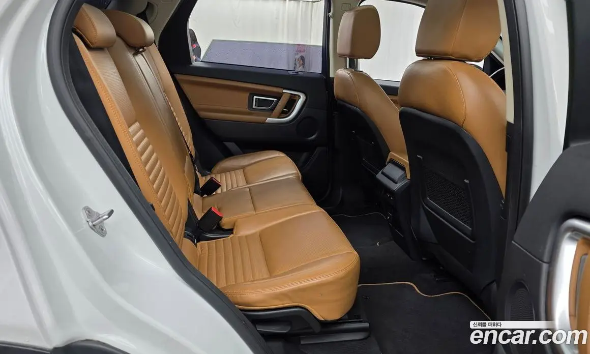 Land Rover Discovery Sport 2018 2.0 автомат (гидро), фото 17