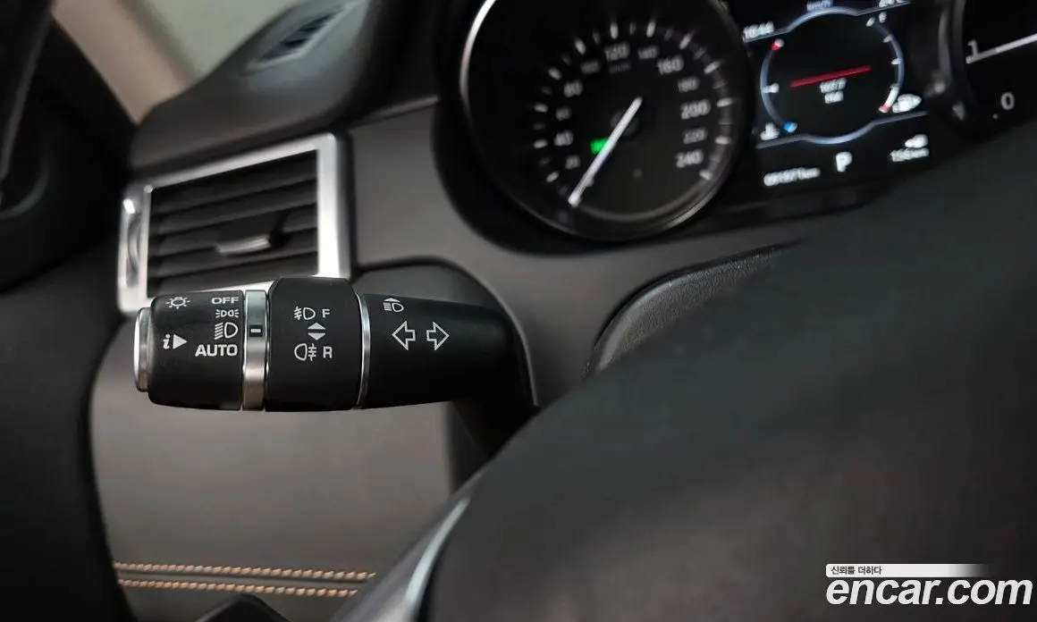Land Rover Discovery Sport 2018 2.0 автомат (гидро), фото 28