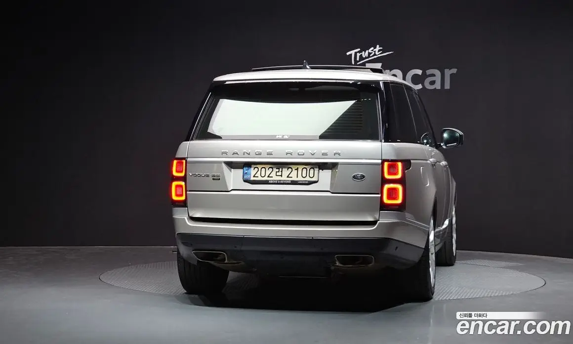 Land Rover Range Rover 2021 3.0 автомат (гидро), фото 4 Land Rover Range Rover 2021 3.0 автомат (гидро), фото 4