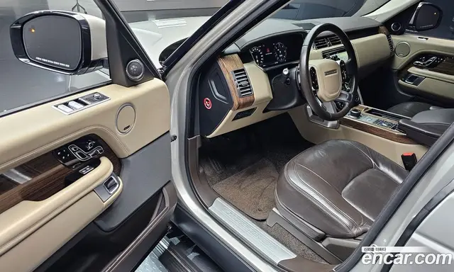 Land Rover Range Rover 2021 3.0 автомат (гидро), миниатюра 10 Land Rover Range Rover 2021 3.0 автомат (гидро), миниатюра 10