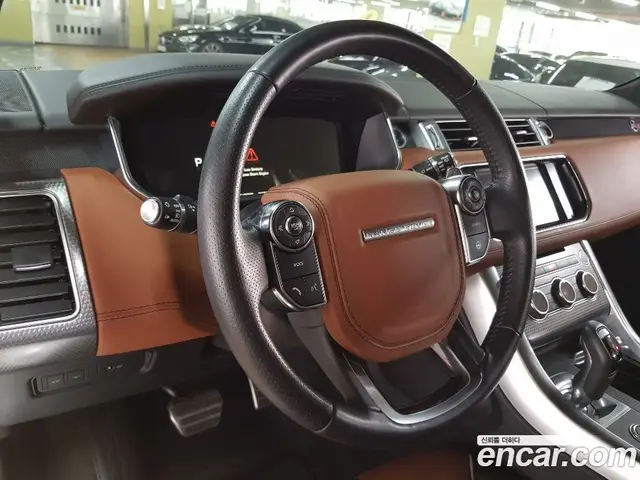 Land Rover Range Rover Sport 2015 5.0 автомат (гидро), миниатюра 12