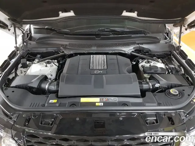 Land Rover Range Rover Sport 2015 5.0 автомат (гидро), миниатюра 6 Land Rover Range Rover Sport 2015 5.0 автомат (гидро), миниатюра 6