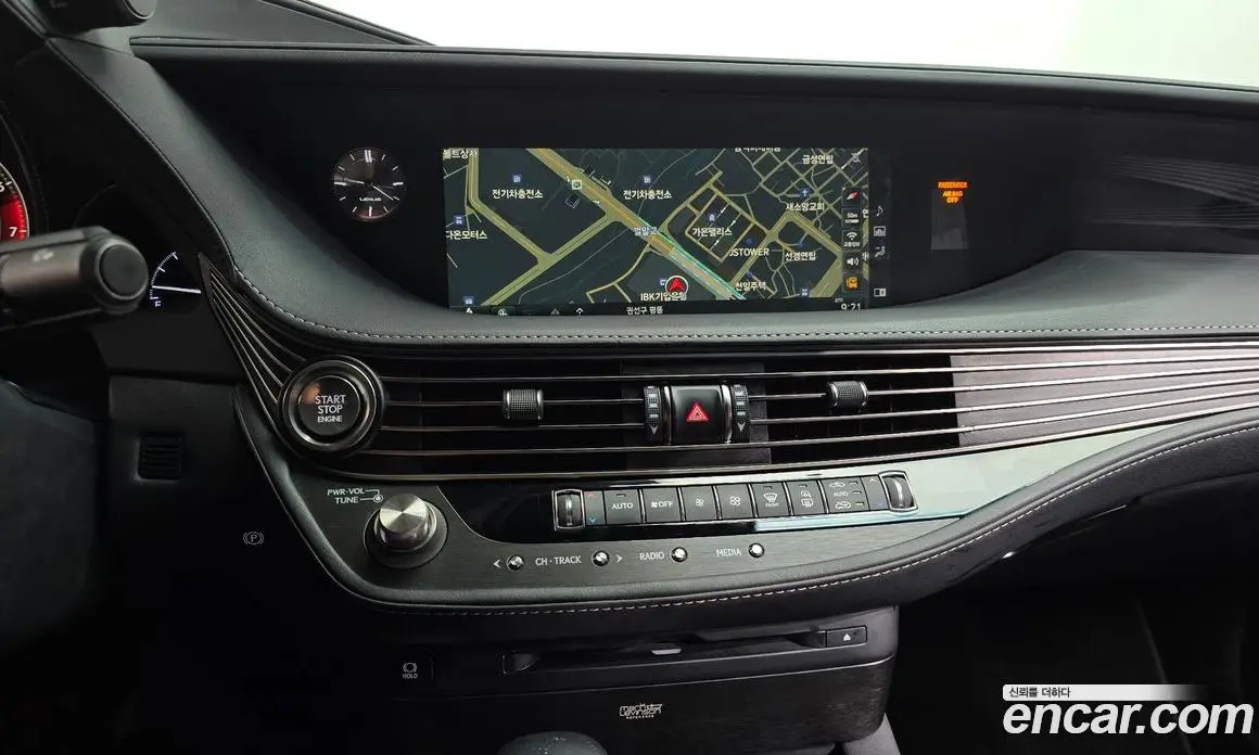 Lexus LS 2018 3.4 автомат (гидро), фото 18