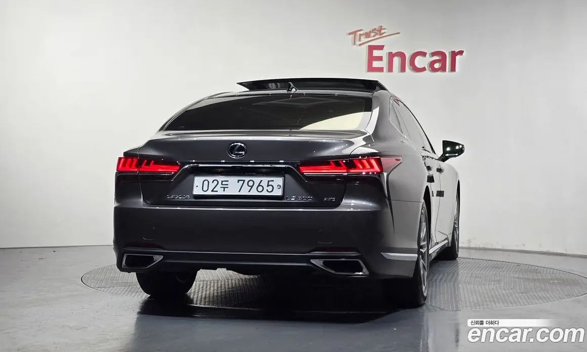 Lexus LS 2018 3.4 автомат (гидро), фото 4