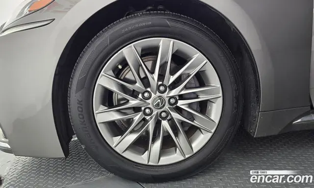Lexus LS 2018 3.4 автомат (гидро), миниатюра 5